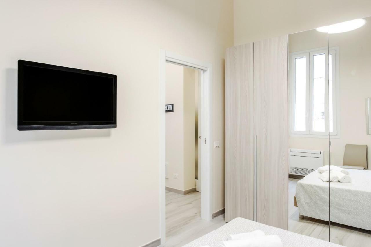 Bari Centrale Railway Station Apartment Exterior foto