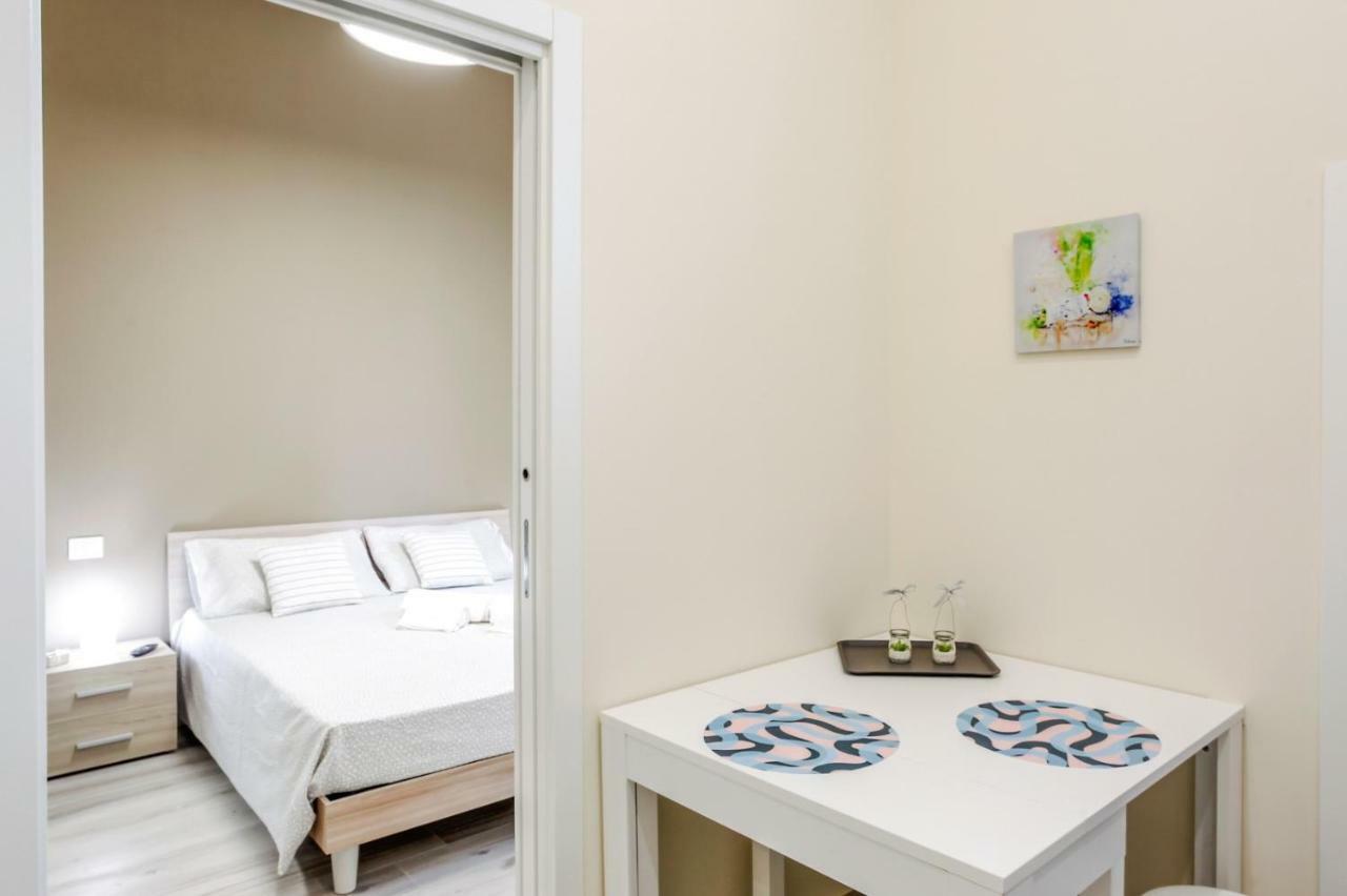 Bari Centrale Railway Station Apartment Exterior foto
